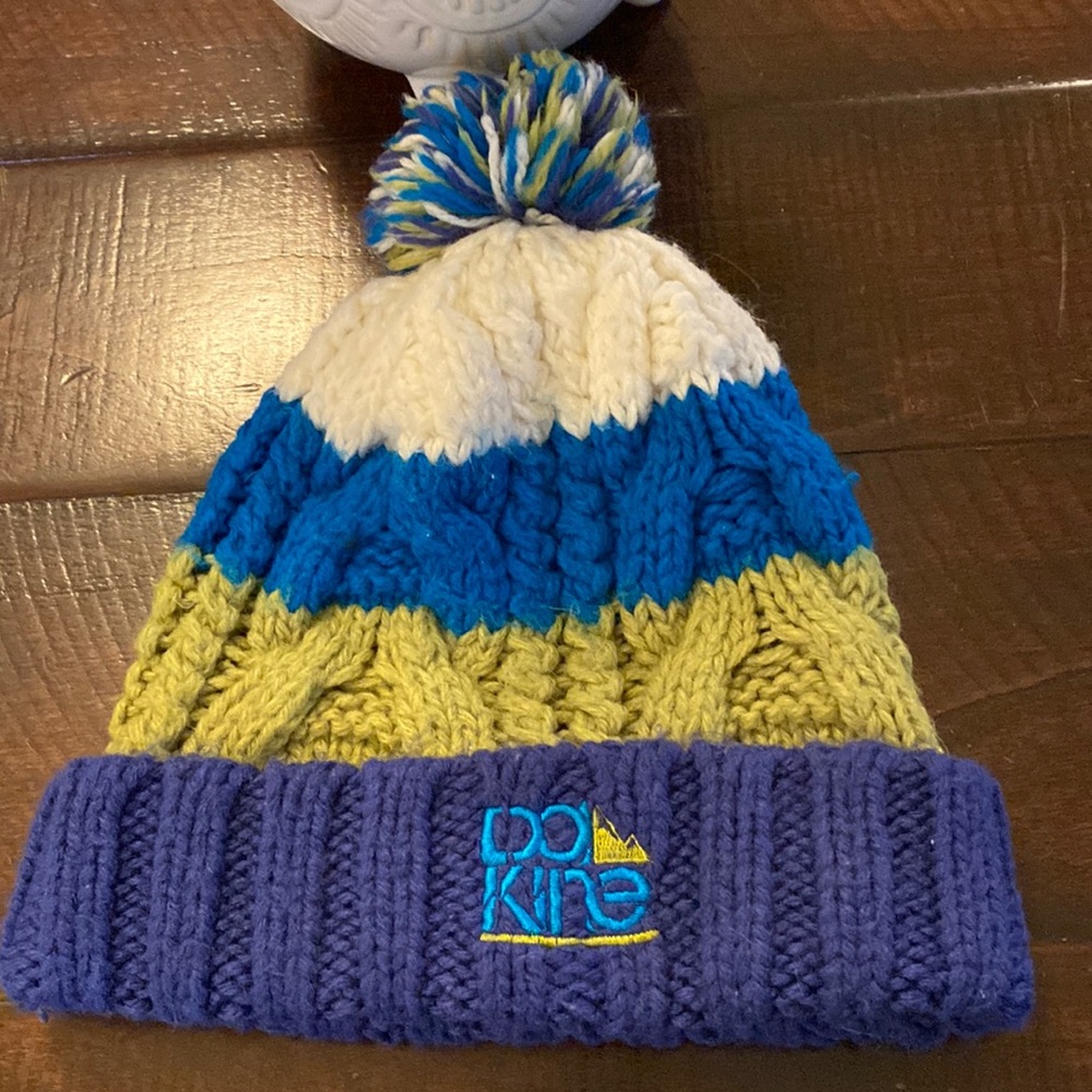 Dakine Knit Hat